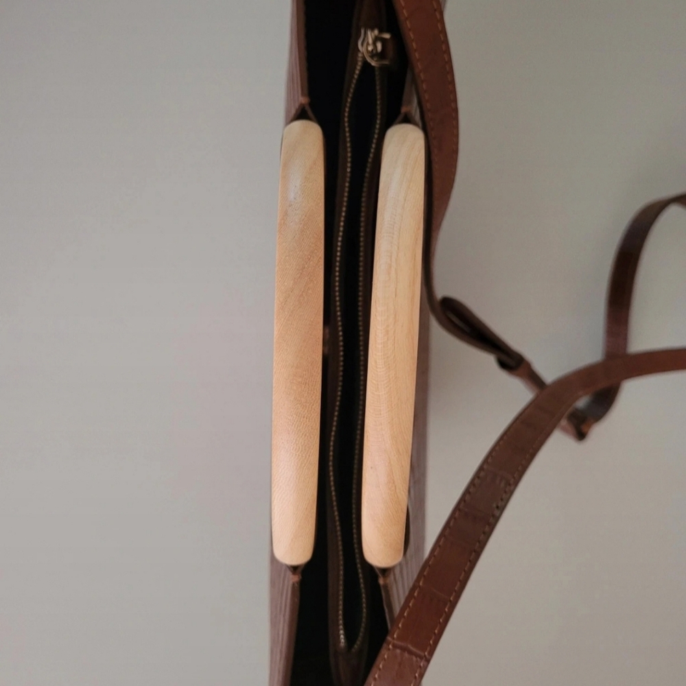 Sezane Ama leather croco Half Moon Bag - Picture 4 of 5